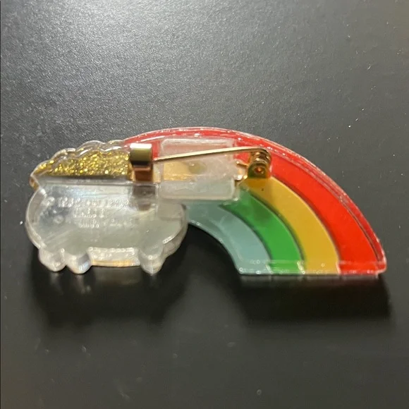 Hallmark 1982 St. Patrick's Day Rainbow and Pot of Gold Pin - Picture 2 of 3